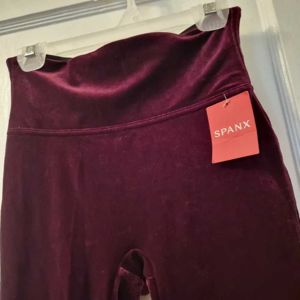Spanx Velvet Leggings in Rich Burgundy - Picture 1 of 4